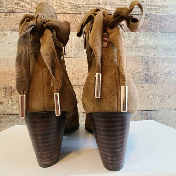 BELLA VITA COGNAC BOOTIES SIZE 6.5 - Picture 4 of 9